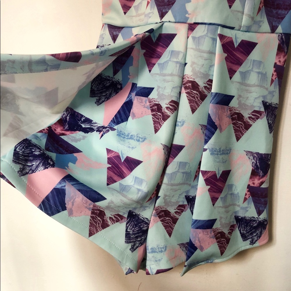 Romper - Picture 3 of 4